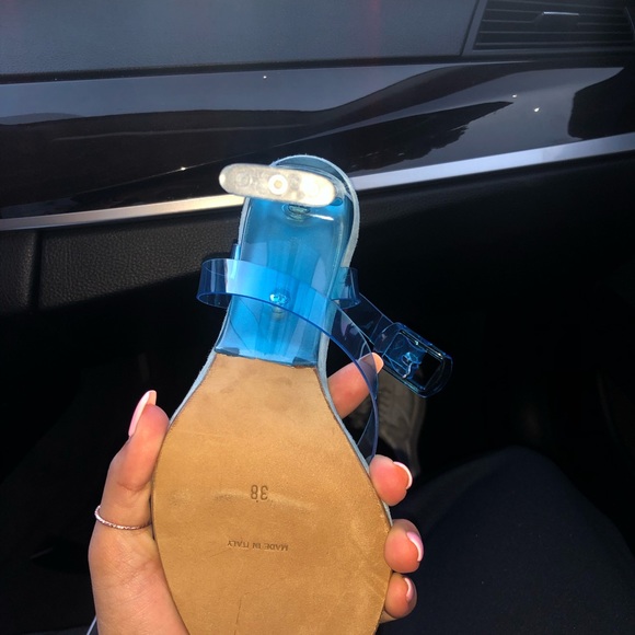 BRAND NEW SEASON 7 YEEZY BLUE TINTED CLEAR HEELS - Picture 3 of 5